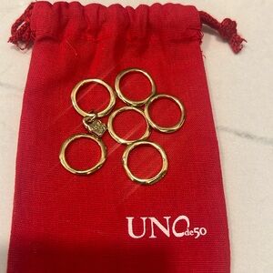 Uno de 50 gold ring set of 6.